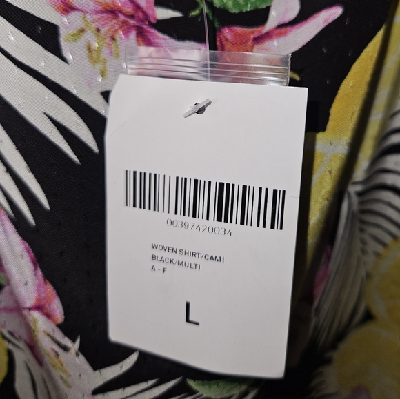 NWT Forever 21 Floral Lemon Printed Tank Top - Picture 3 of 3